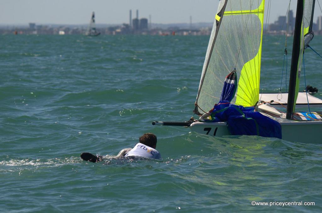 Cameron Seagreen a little wet heading back to his 49er © David Price