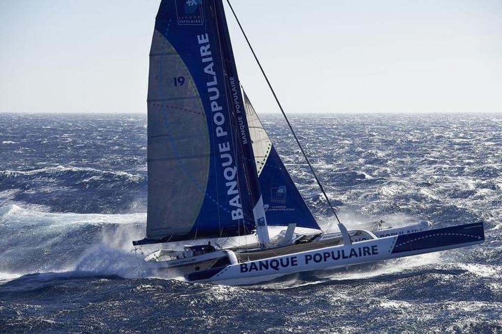 Banque Populaire VII sets new solo 24hr record distance of 677nm