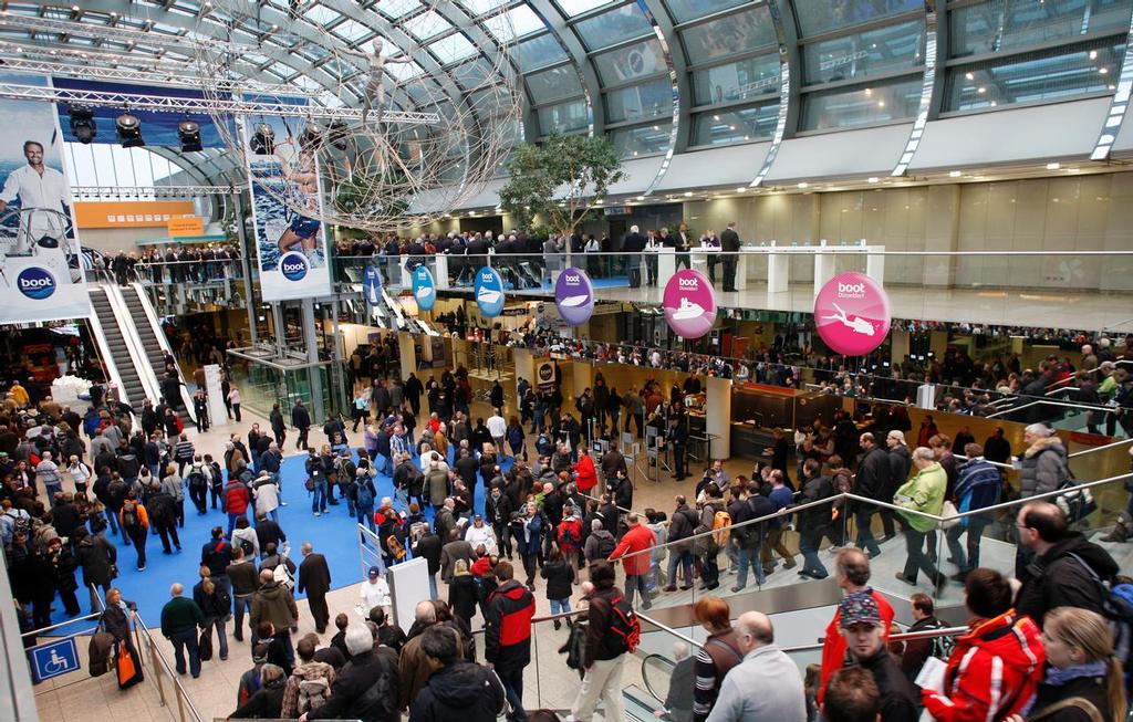 Duesseldorf, DEU, 22.01.2011. Vom 22. bis 30. Januar 2011 ist Duesseldorf Treffpunkt der Welt des Yacht- und Wassersports!  Mehr als 1.550 Aussteller aus 60 Laendern sind auf  der 42. Ausgabe der boot Duesseldorf vertreten. 17 Messehallen, prall gefuellt mit Premieren, maritimen Ausruestungen und Dienstleistungen, stimmen auf die Wassersportsaison 2011 ein.  Ob Segel- oder Motorboote, luxurioese Yachten, Surf-, Tauch- und Angelsportbedarf, Chartertoerns, Ferienziele fuer Wassersportler oder ein photo copyright SW taken at  and featuring the  class