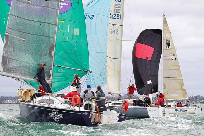 Three vessels, all at the top of their game – Watermark, Intrusion and Outlaw - Club Marine Series © Teri Dodds http://www.teridodds.com