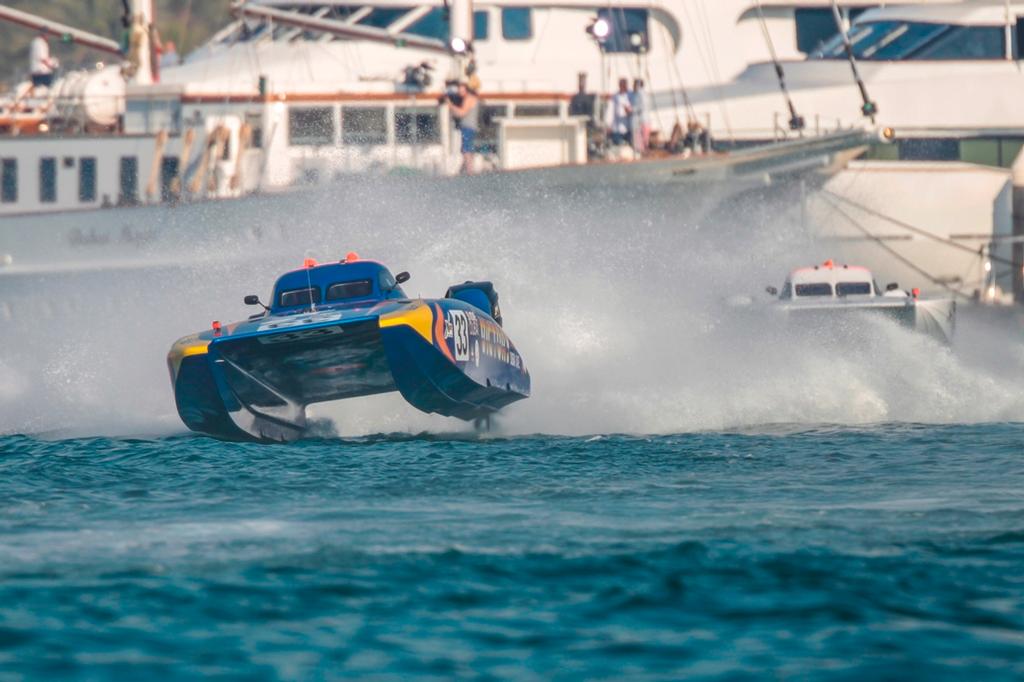 UIM Skydive Dubai XCAT World Series 2014 © UIM Xcat Middle East Championships http://www.uimpowerboating.com/