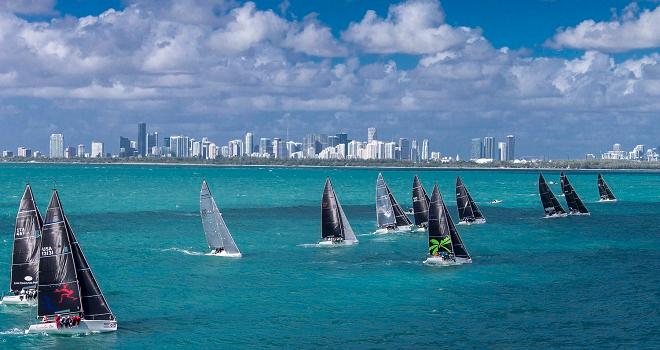 Melges 32 Fleet - Melges 32 World Championship Miami 2014 Day one. © Melges 32/Carlo Borlenghi