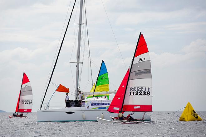 Once again, many thanks to the Tututango for serving as the committee and spectator boat! © Sylvain Leichti