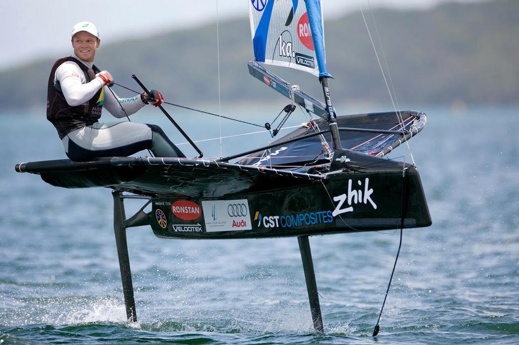 Nathan Outteridge at the 2011 Australian Moth Championship © Thierry Martinez http://www.thmartinez.com