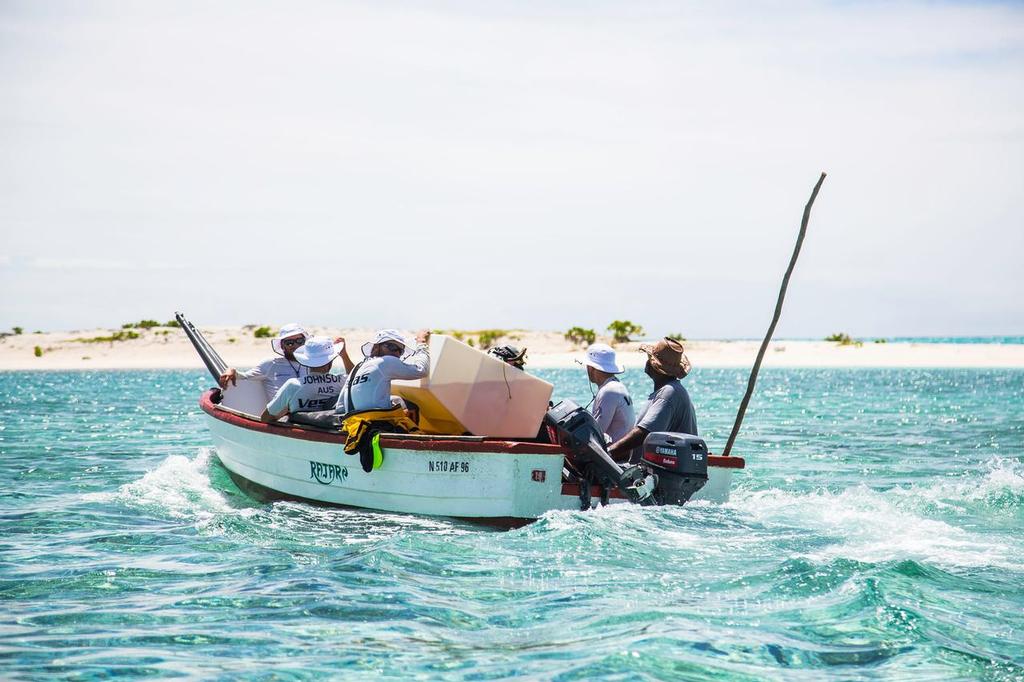 Team Vestas Wind retrieving gear on Cargados Carajos Shoals.  © Brian Carlin - Team Vestas Wind
