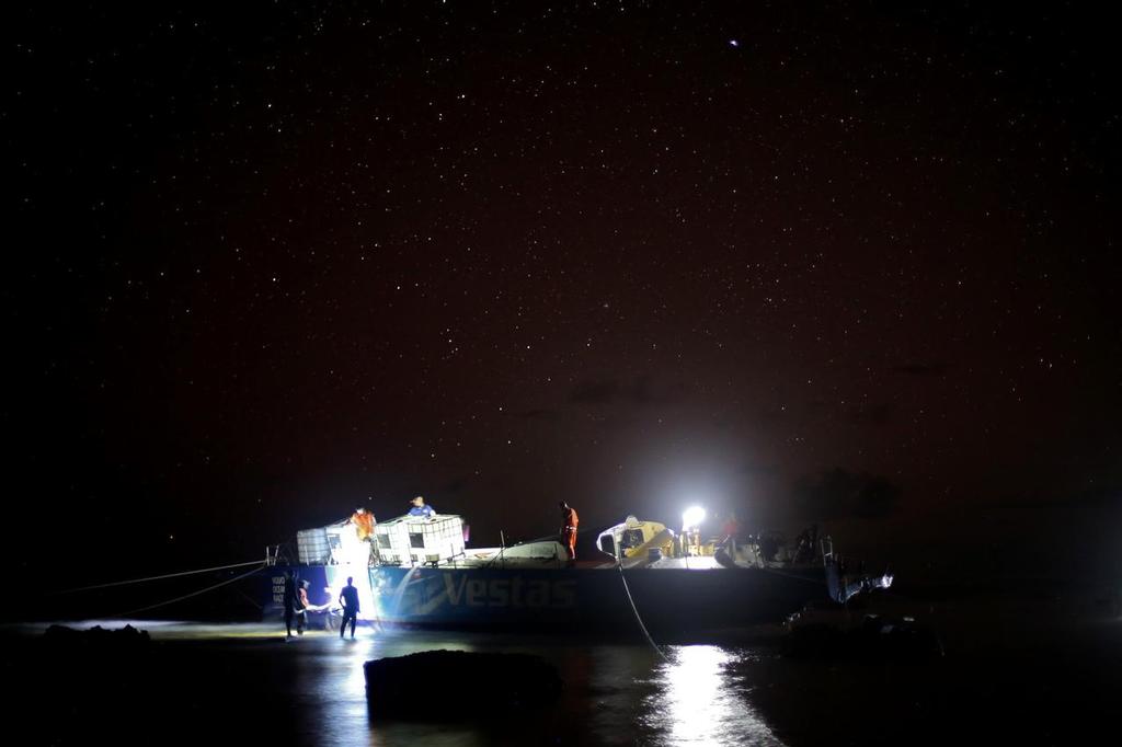 December 20, 2014. Team Vestas Wind salvage operation begins in St Brandon Island - Mauritius. © Shane Smart/Volvo Ocean Race http://www.volvooceanrace.com