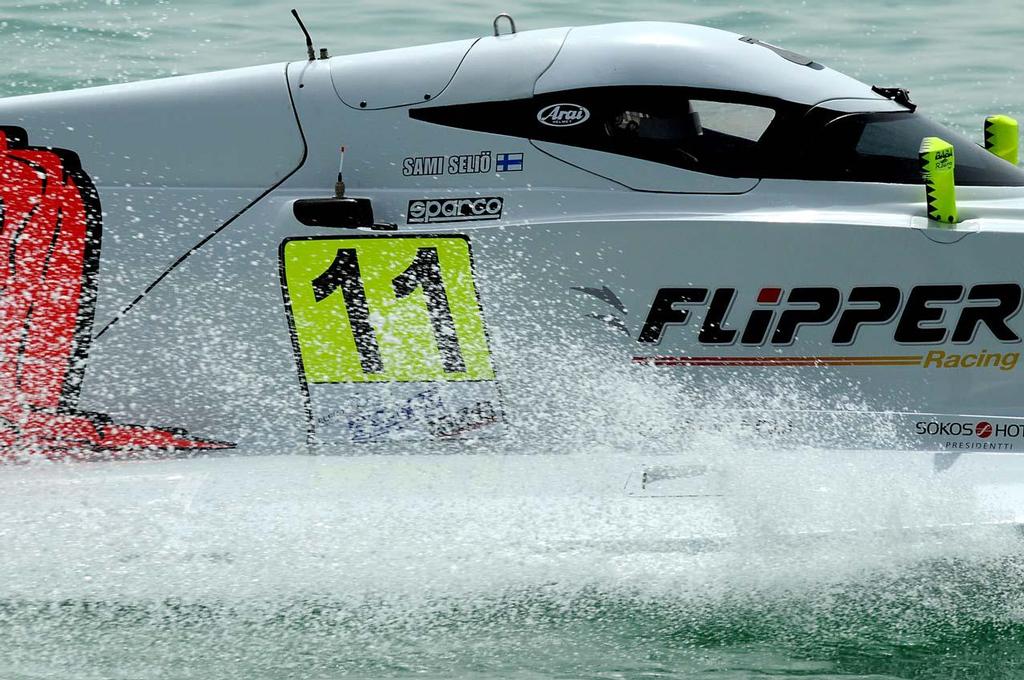 Sami Selio of Finland of Mad Croc Baba Racing Team at UIM F1 H20 Powerboat Grand Prix of Qatar. &copy; Vittorio Ubertone/Idea Marketing