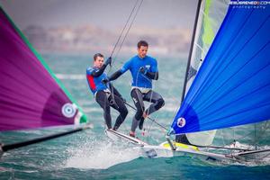 2014 ISAF Sailing World Cup Mallorca, day 5 - Fynn Sterritt and Nic Asher (GBR) 49er photo copyright Jesus Renedo / Sofia Mapfre http://www.sailingstock.com taken at  and featuring the  class