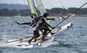 Manu Dyen and Stéphane Christidis, 49er medal race - 2014 ISAF Sailing World Cup Hyeres photo copyright Franck Socha taken at  and featuring the  class