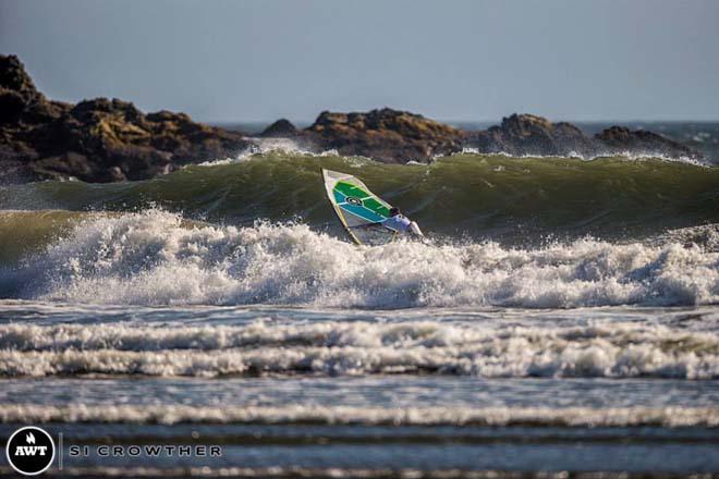 2014 AWT Pistol River Wave Bash © Si Crowther / AWT http://americanwindsurfingtour.com/