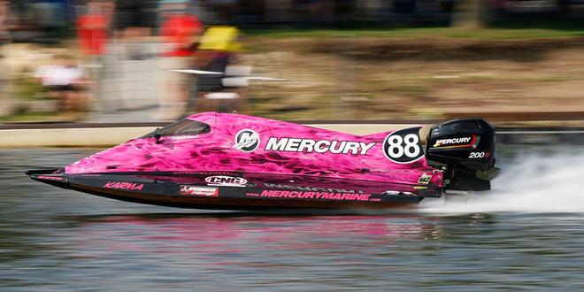 Tammy Wolf and Mercury's Formula 2 Powerboat  © Tammy Wolf