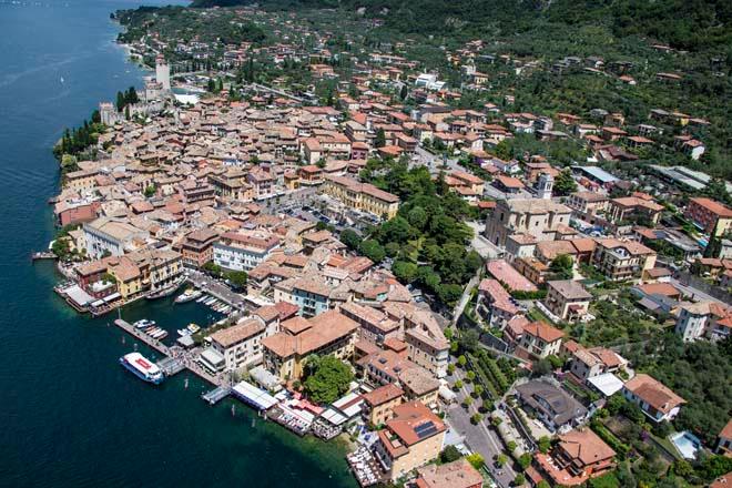 Malcesine - 2014 Star World Championship, day 1 © Carlo Borlenghi / www.carloborlenghi.com