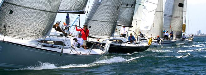 Helen Brierley drives her and husband Dan McGanty's Tartan 101 Mistral off starting line in strong position  © Rich Roberts