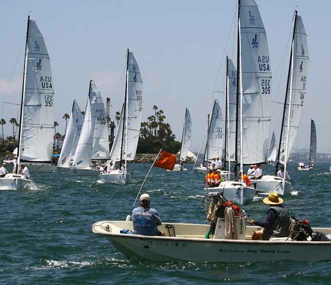 J/70s run the start line © Rich Roberts