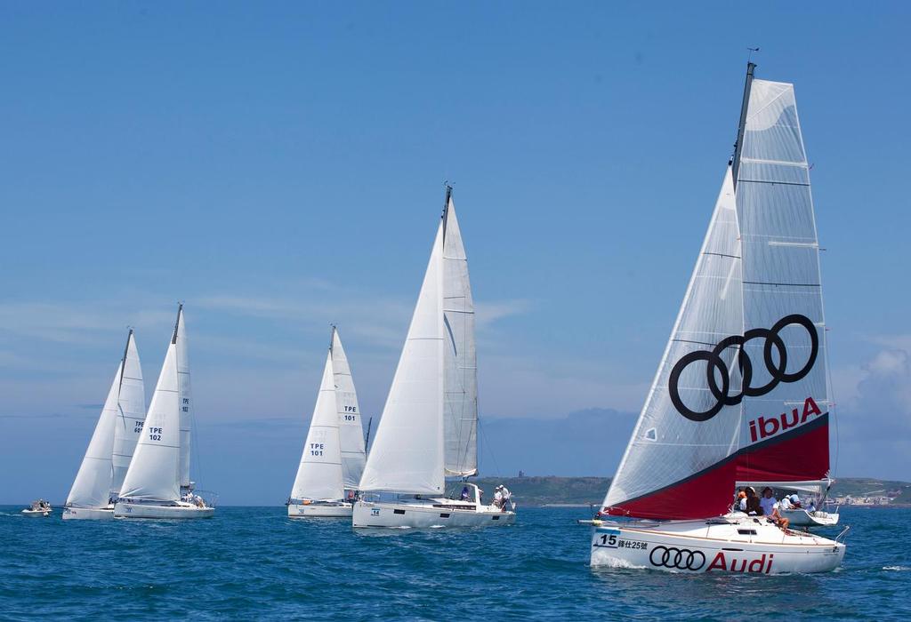 Islands Race start. PENGHU REGATTA 2014 © Guy Nowell http://www.guynowell.com