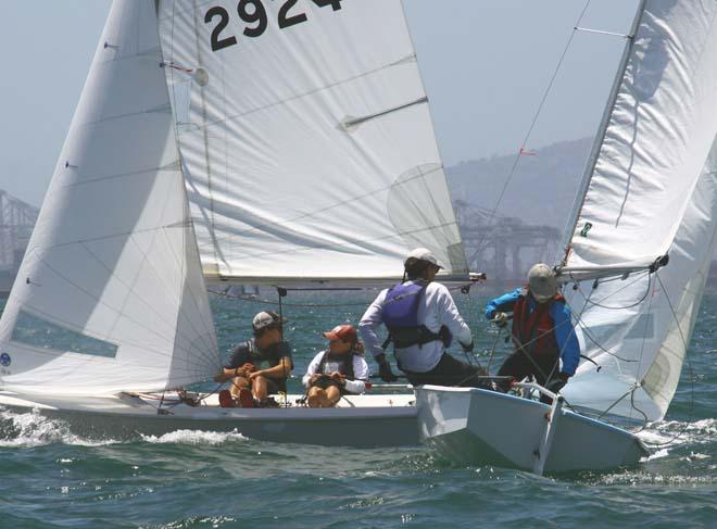 Fretwell (l.) crosses competitor Eric Heim (below) finishes just ahead of I-14 start. © Rich Roberts http://www.UnderTheSunPhotos.com