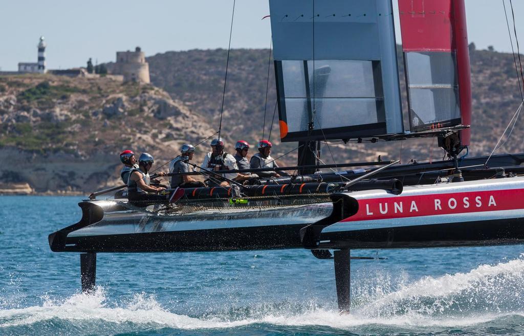 Team Luna Rossa AC45 training in Cagliari, Italy © Carlo Borlenghi/Luna Rossa http://www.lunarossachallenge.com