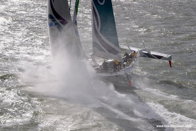 Oman Sail - Start 2014 Sevenstar Round Britain and Ireland Race  ©  Rick Tomlinson http://www.rick-tomlinson.com