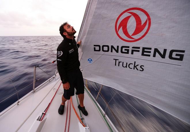 October 28, 2014. Leg one onboard Dongfeng Race Team. Eric Peron, checkin luff - Volvo Ocean Race 2014-15. © Yann Riou / Dongfeng Race Team