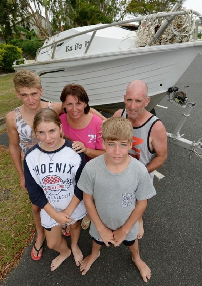 L-R Adam (15), Lauren (13) Allison, Alex (12) and Kim Hugo survived a harrowing 4 hours in rough seas clinging to their overturned boat in Keppel Bay before the RACQ Rescue Helicopter came to their aid.  - 13 year old girl and dad were trapped under boat on Aus Day © Chris Ison / The Morning Bulletin