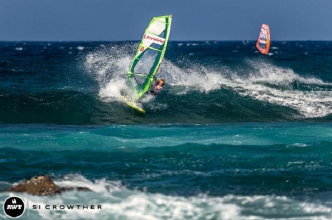 13-year-old Jake Schwetti wins...despite sailing half a heat. - Amateur bracket of the AWT Severne Starboard Aloha Classic 2014 © Si Crowther / AWT http://americanwindsurfingtour.com/
