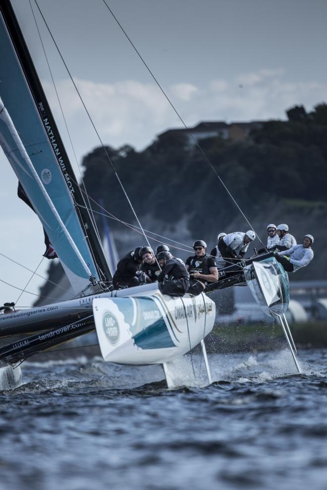 The Extreme Sailing Series 2014 Act 5, Cardiff. Oman Air skippered Rob Greenhalgh (GBR) with Headsail Trimmer Kyle Langford (AUS), Trimmer Tom Johnson (AUS), Bowman Hashim Al Rashdi (OMA) and Bowman Musab Al Hadi (OMA)  © Mark Lloyd http://www.lloyd-images.com