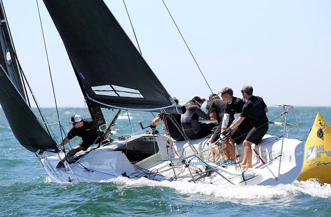 Jason Carroll, Argo © JOY / IM32CA http://melges32.com/