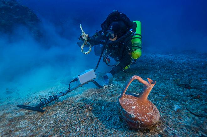 WHOI Diving Safety Officer Edward O'Brien 