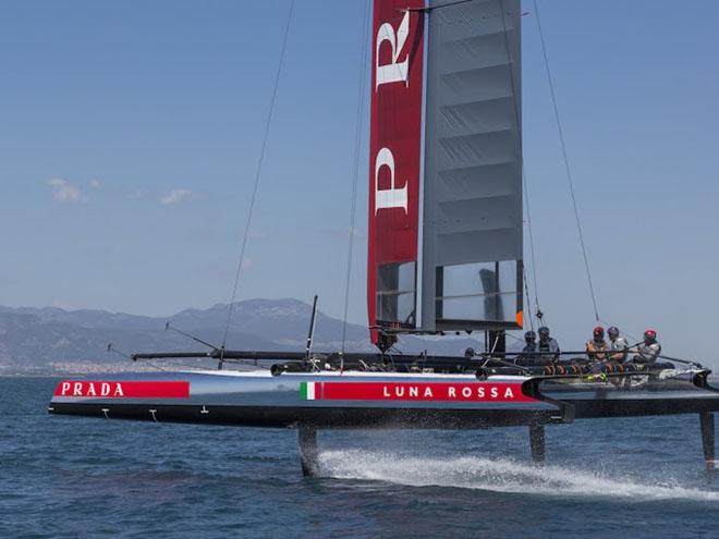 Luna Rossa in its foiling AC45 © Carlo Borlenghi