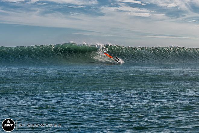 Sarah Hauser on a bomb! - 2014 AWT Quatro Desert Showdown © Si Crowther / AWT http://americanwindsurfingtour.com/