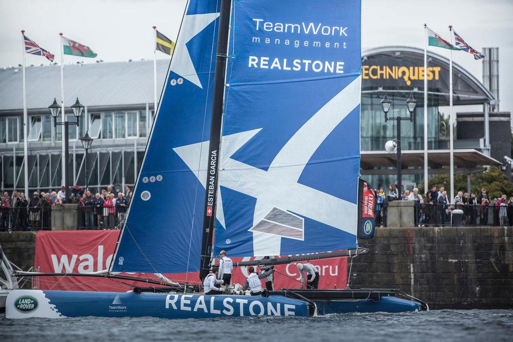 The Extreme Sailing. Act 5. Cardiff. Wales.
Realteam (SUI), Skippered by Jerome Clerc (SUI) with Helm Arnaud Psarofaghis (SUI), Floater Nils Palmieri (SUI), Mainsail Trimmer Jerome Clerc (SUI), Headsail Trimmer Bryan Mettraux (SUI) and Bowman Thierry Wasem (SUI)
Credit - Lloyd Images photo copyright Lloyd Images/Extreme Sailing Series taken at  and featuring the  class