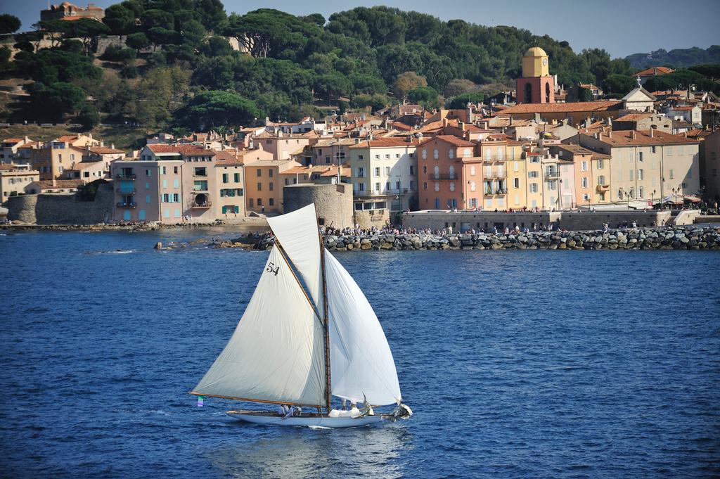 Centenary Trophy 2011, Saint Tropez, 29. September 2011, winner Bonafide from Giuseppe Giordano, second Tuiga from the Yacht Club Monaco and third Pesa from Jean Ives Roubinet, 18 boats were at the start of the Inaugural regatta and 15 crossed the finish line. ©  Juerg Kaufmann / GYC