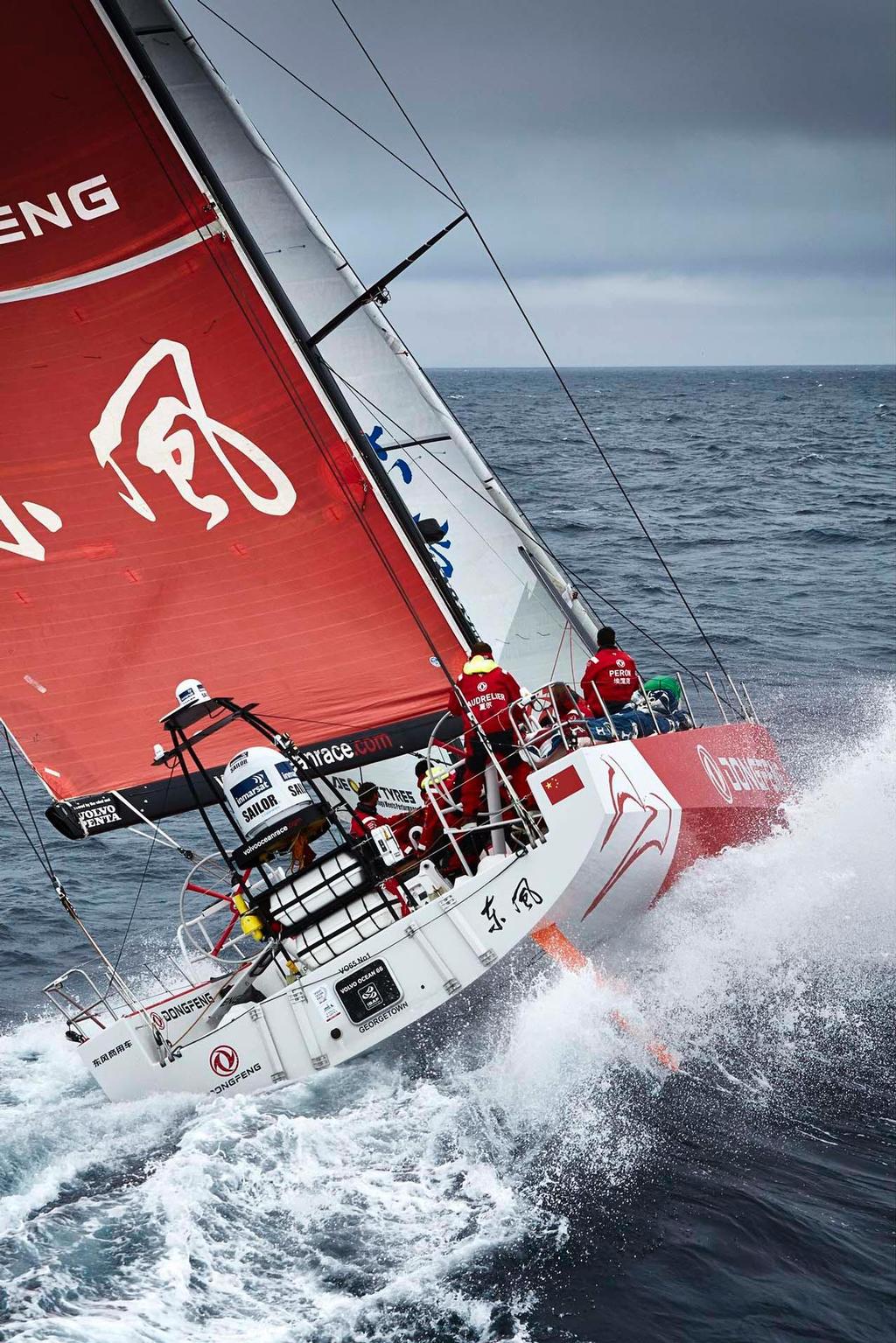 Dongfeng's rearview &copy;  Benoit Stichelbaut / Dongfeng Race Team