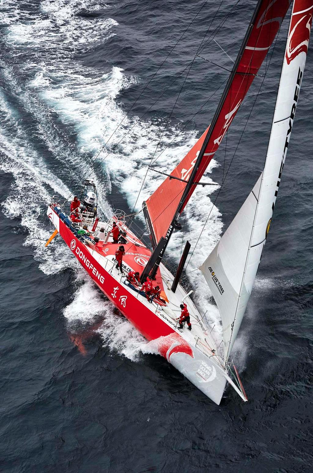 The view from above Dongfeng &copy;  Benoit Stichelbaut / Dongfeng Race Team