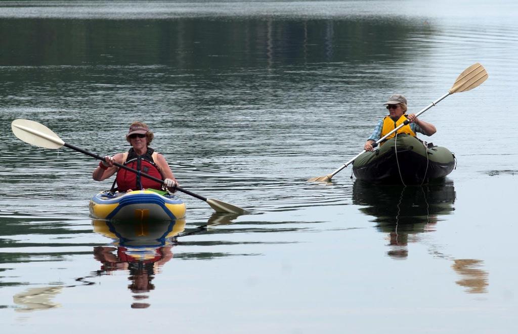 Alex and Eileen kayaking at Trident Yacht Club. © David Platt