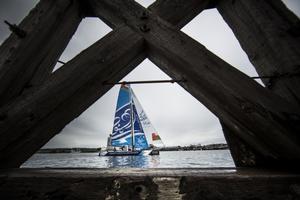 The Extreme Sailing. Act 5. Cardiff. Wales. The Wave, Muscat. Skippered by Leigh McMillan (GBR) with tactician Sarah Ayton (GBR), trimer Peter Greenhalgh (GBR), headsail trimer Kinley Fowler (NZL) and bowman Nasser Al Mashari (OMA) - Extreme Sailing Series 2014 Act five photo copyright Lloyd Images taken at  and featuring the  class