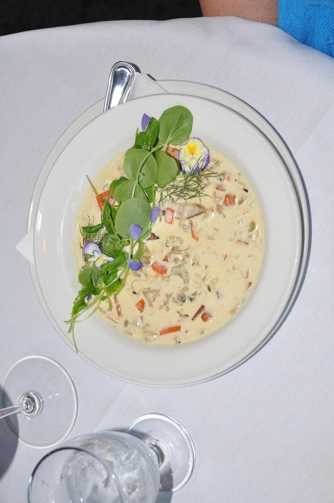 Edible flowers from the Gananoque Inn gardens decorated many dishes in the hotel’s Watermark Restaurant. © Canadian Yachting Magazine http://www.cymagazine.ca
