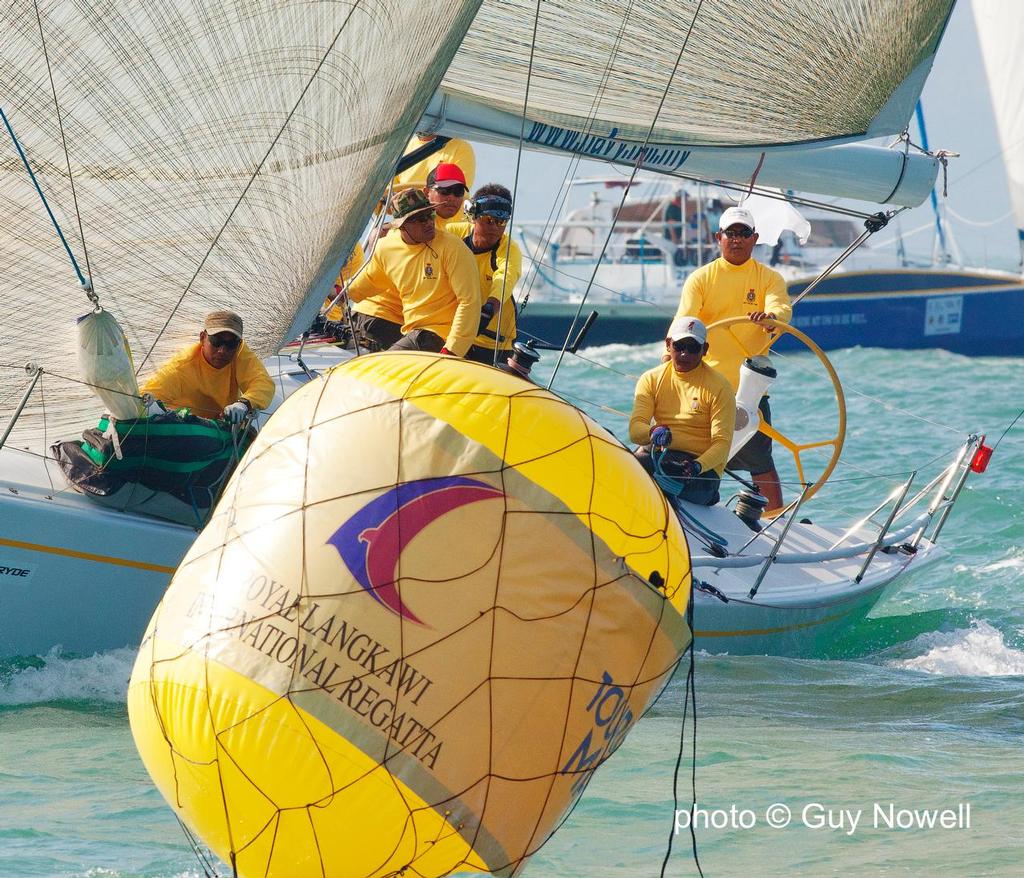 Utarid takes a good look at the mark. Royal Langkawi International Regatta 2015 © Guy Nowell http://www.guynowell.com
