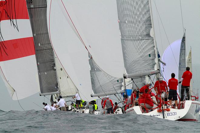 Struggling to fill their kites - Performance Racing Sydney Yachts Regatta 2015 &copy; Teri Dodds http://www.teridodds.com