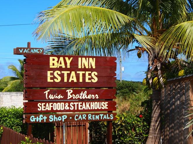 Twin brothers; the home of the World’s Best Daiquiri. - Eleuthera, Bahamas - A tiny chain of islands © Clarity Nicoll