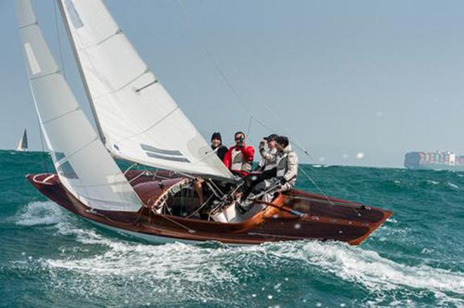 2015 Hong Kong Dragon Class Championship © Bill Cox