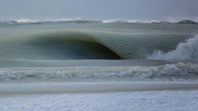 Wave3 - Frozen lakes on Nantucket © Jonathan Nimerfroh