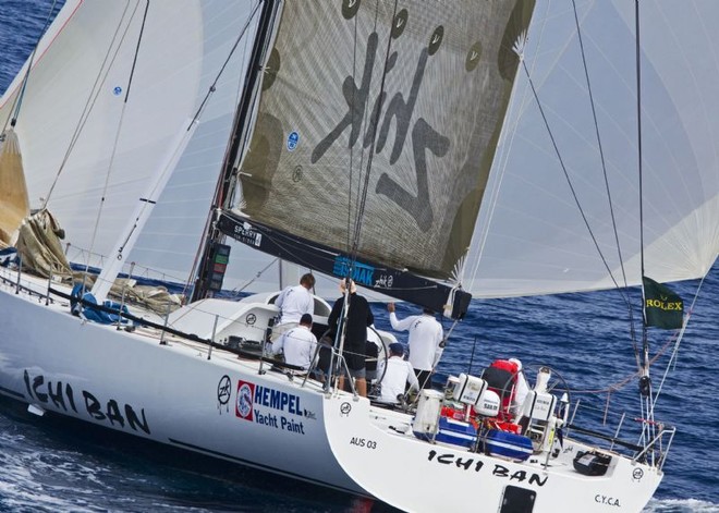 Ichi Ban is up with the frontrunners midway through the 2009 Rolex Sydney Hobart race ©  Rolex/Daniel Forster http://www.regattanews.com