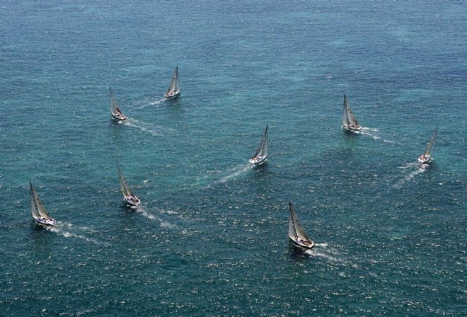 Fleet during the upwind leg 2008 Rolex Farr 40 World Championship<br />
 ©  Rolex/Daniel Forster http://www.regattanews.com