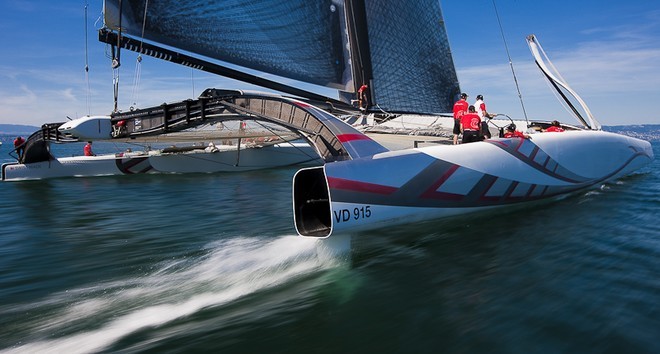 Second day of sailing for Alinghi 5 on Lake Geneva.<br />
 © Carlo Borlenghi/ Alinghi http://www.alinghi.com