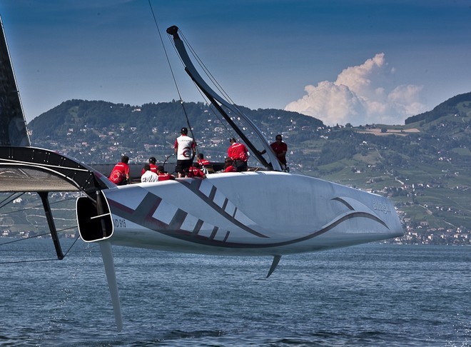 Because of Yahoo/Xtra’s spam policy, if you have an xtra.co.nz address then you will have missed Sail-World NZ newsletter coverage of the Alinghi 5 launch © Carlo Borlenghi/ Alinghi http://www.alinghi.com
