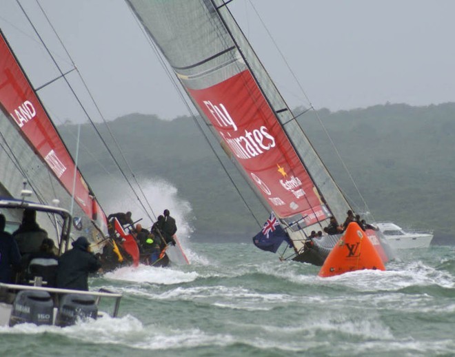 Wild scenes as the yachts start the final beat in the Louis Vuitton Pacific Series © Richard Gladwell www.photosport.co.nz