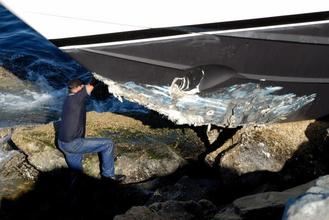 Hull damage © Club Marine http://www.clubmarine.com.au/