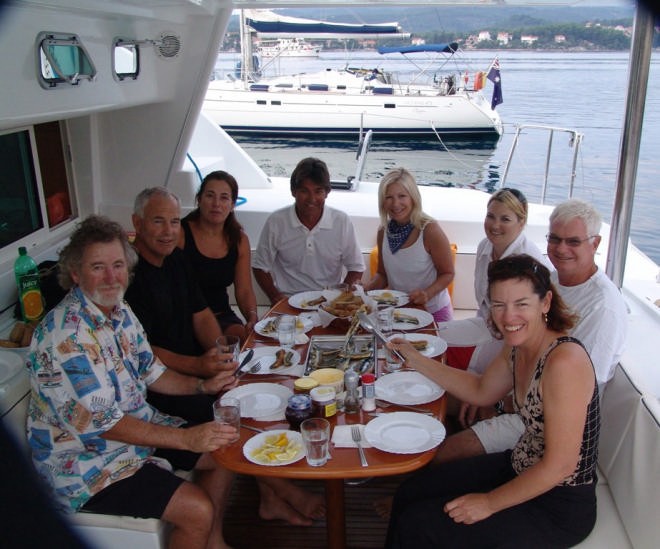 Fish breakfast with the kiwis © Ian & Andrea Treleaven