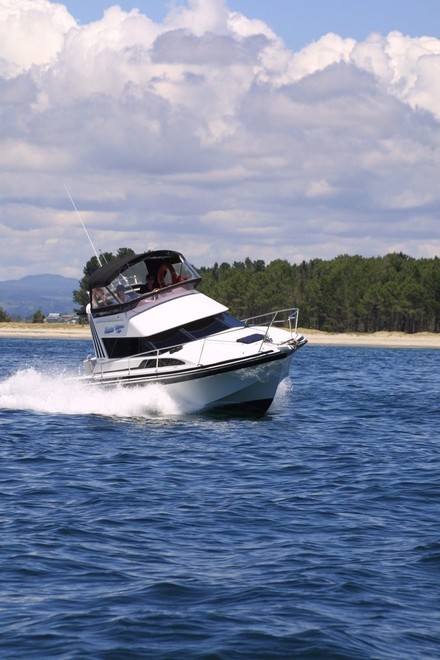 Wavecrusher 3100 © YachtShare http://www.yachtshare.co.nz